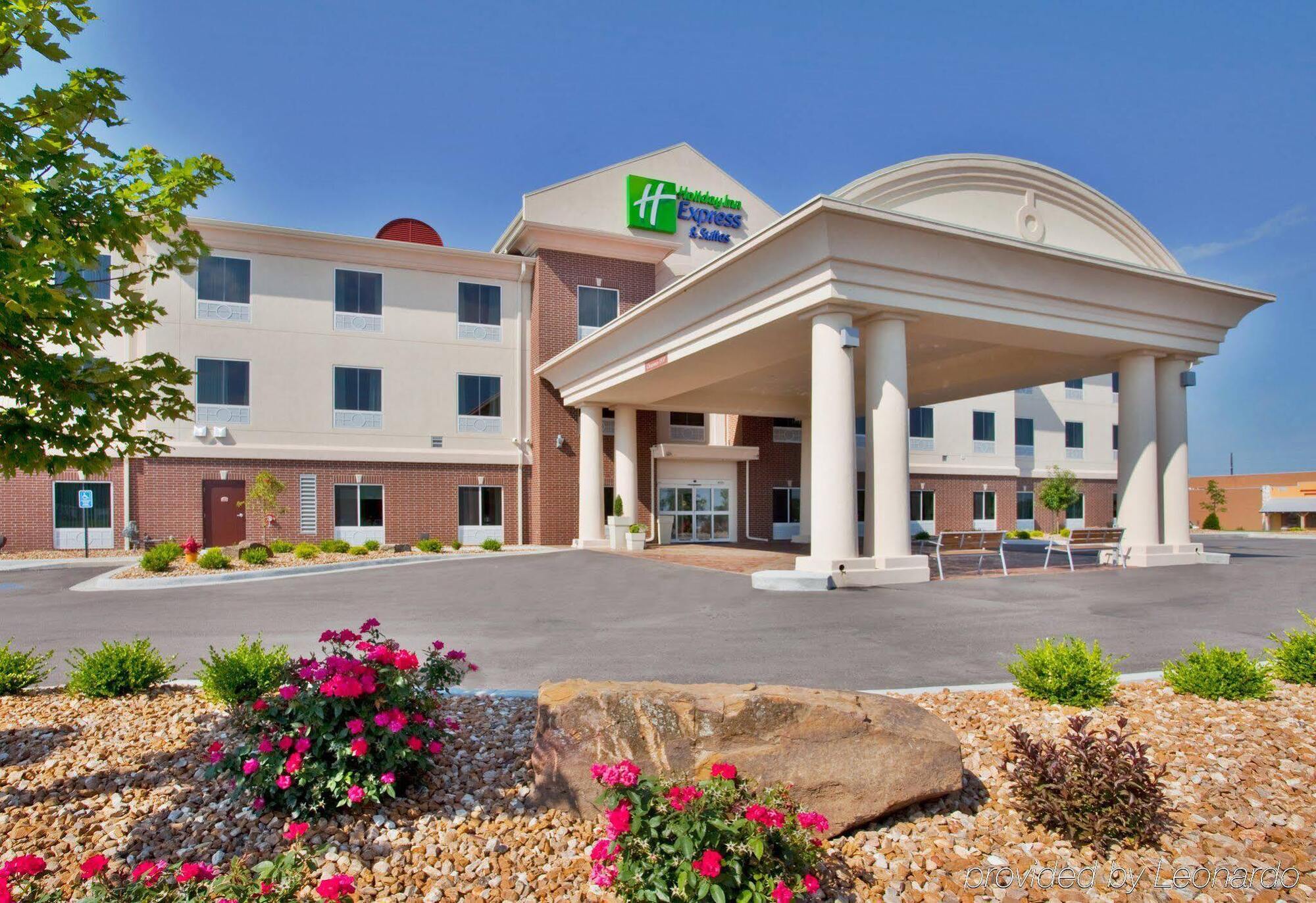 Holiday Inn Express Hotel & Suites Sedalia By Ihg Luaran gambar